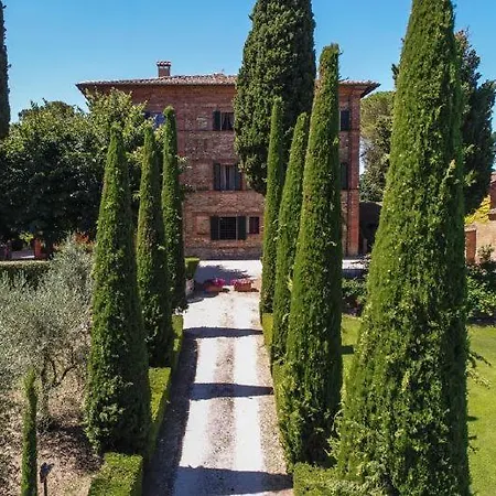 Sleeps 18